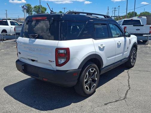Oxford White 2024 Ford Bronco Sport Outer Banks
