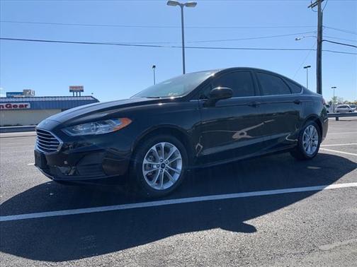 Photo 3 of 26 of 2019 Ford Fusion SE
