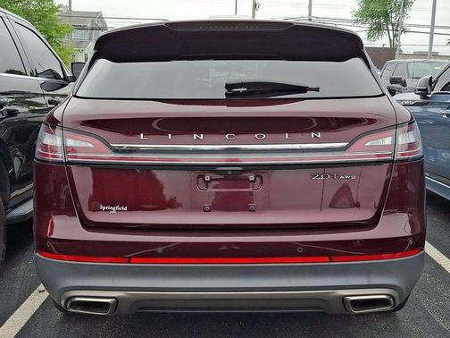 Burgundy 2019 Lincoln Nautilus Select