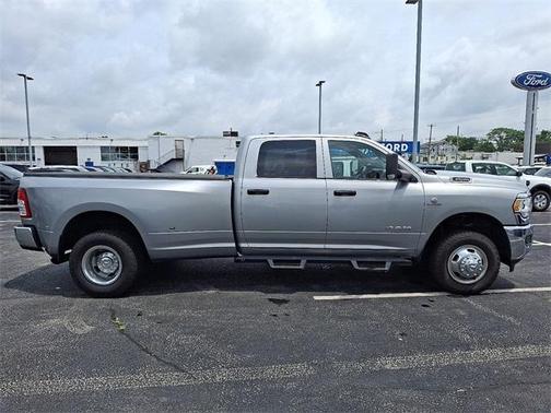 2021 RAM 3500 Tradesman