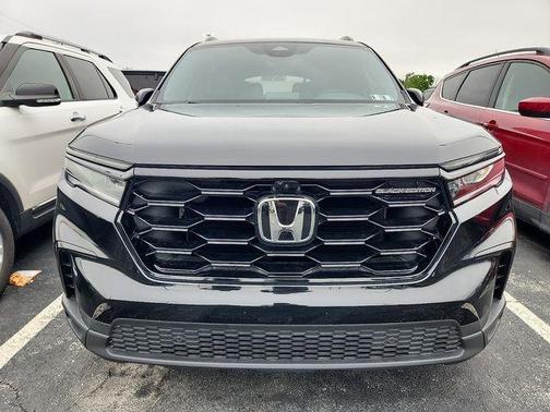 Black 2025 Honda Pilot Black Edition