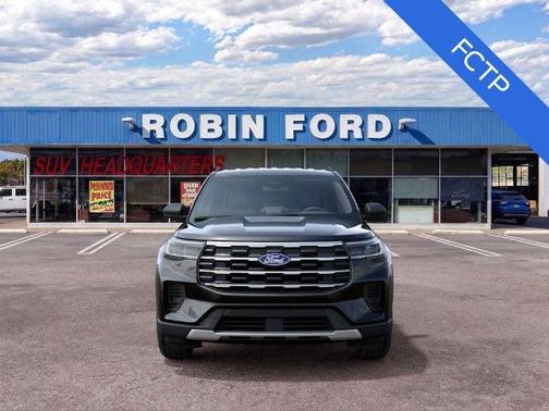 Agate Black Metallic 2027 Ford Explorer
