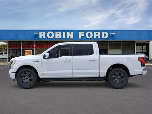 2025 Ford F-150 Lightning LARIAT