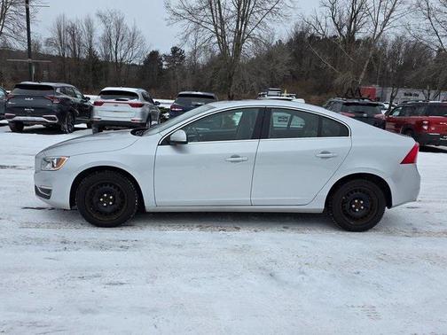 2016 Volvo S60 T5 Premier