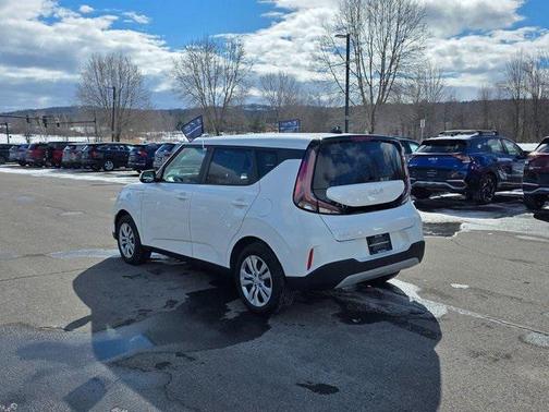 2023 Kia Soul LX