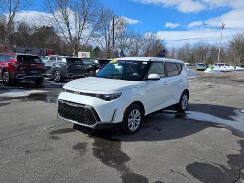 2023 Kia Soul LX