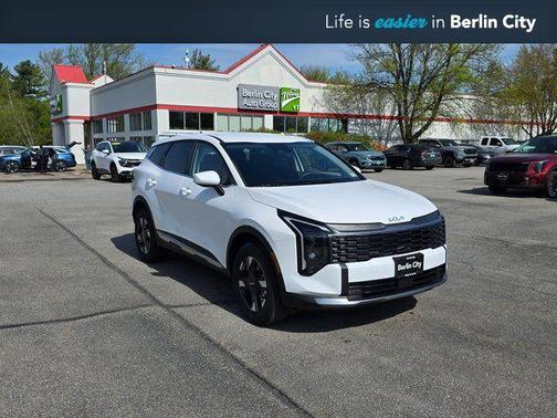 Glacial White Pearl 2026 Kia Sportage LX