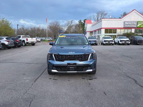 Mineral Blue 2025 Kia Sorento Hybrid EX