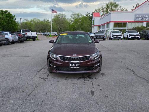 Sangria 2018 Kia Optima LX