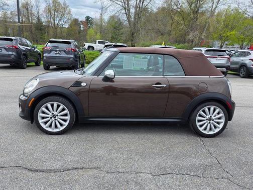 Hot Chocolate Metallic 2011 MINI Cooper S Base