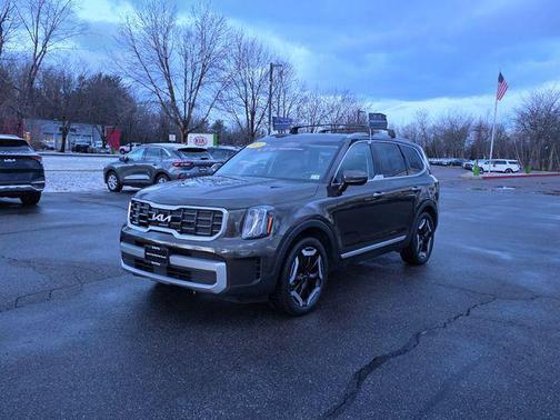 2023 Kia Telluride S