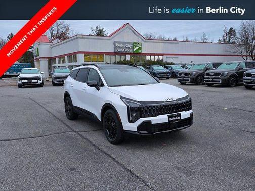 Glacial White Pearl 2026 Kia Sportage X-Line