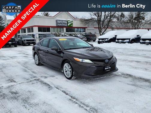 2019 Toyota Camry Hybrid XLE