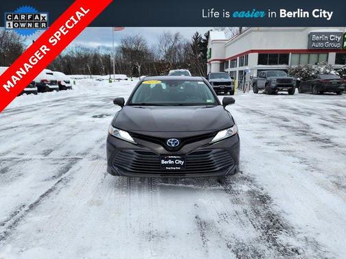 2019 Toyota Camry Hybrid XLE