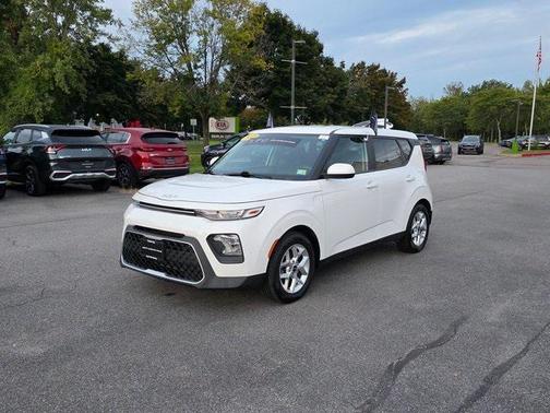 2022 Kia Soul LX