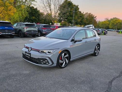 2024 Volkswagen Golf GTI 2.0T S DSG