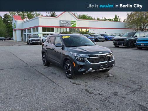 Gravity Gray 2024 Kia Seltos EX