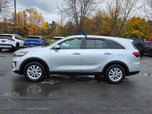 2020 Kia Sorento LX