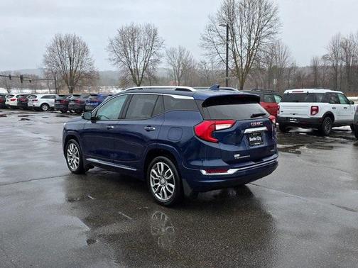 2023 GMC Terrain Denali