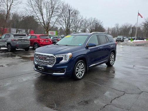 2023 GMC Terrain Denali