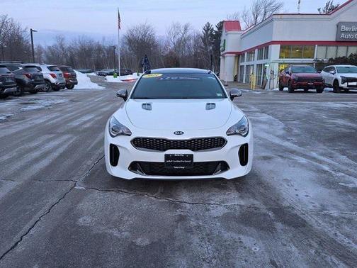 2021 Kia Stinger GT-Line