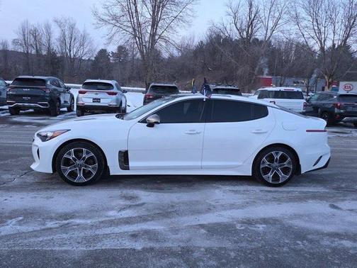 2021 Kia Stinger GT-Line