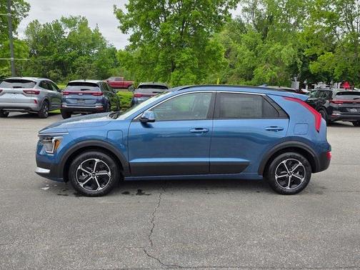 2025 Kia Niro Plug-In Hybrid EX