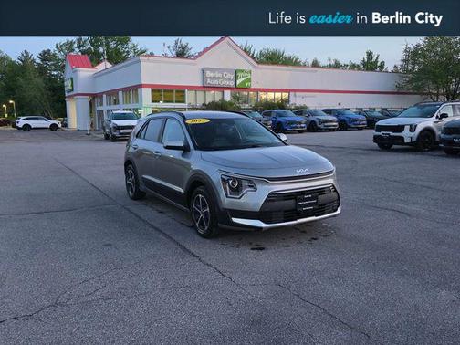 Steel Gray 2023 Kia Niro EX