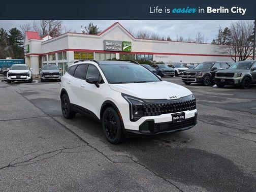 Glacial White Pearl 2026 Kia Sportage X-Line
