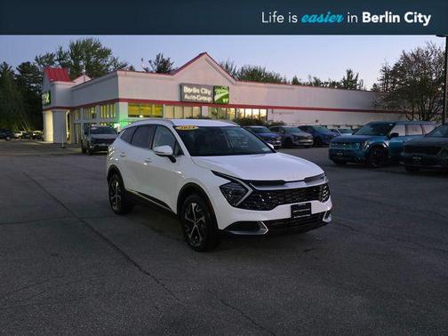 Glacial White Pearl 2024 Kia Sportage EX