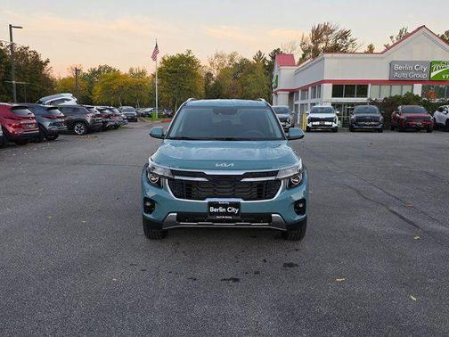 Pluton Blue 2026 Kia Seltos EX