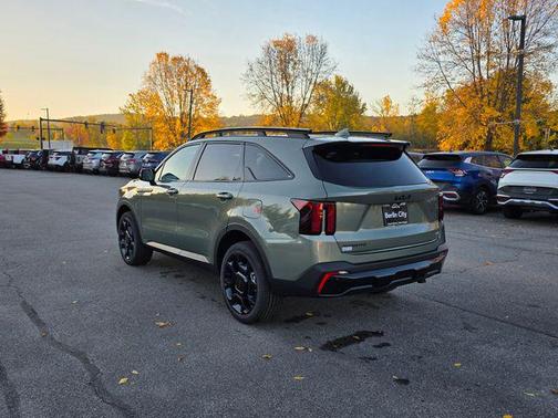 Jungle Green 2026 Kia Sorento EX