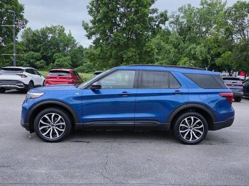 2022 Ford Explorer ST-Line