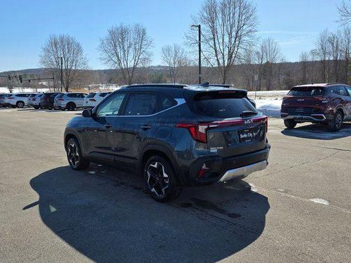Gravity Gray 2026 Kia Seltos EX