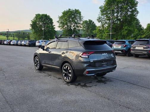 Gravity Gray 2024 Kia Sportage Plug-In Hybrid X-Line