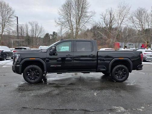 2024 GMC Sierra 2500 AT4