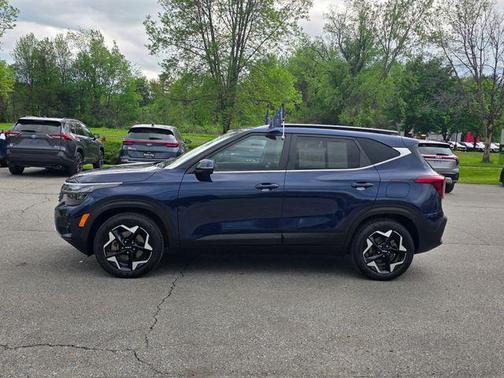 Dark Ocean Blue 2024 Kia Seltos EX