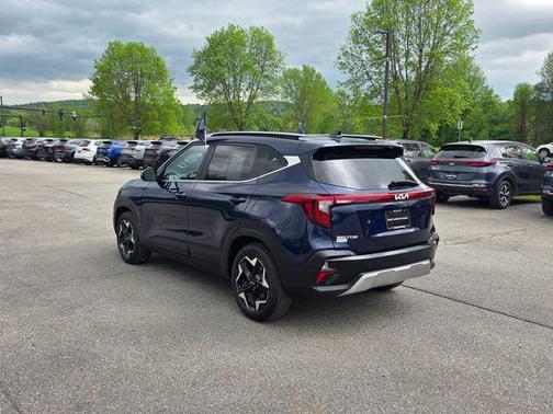 Dark Ocean Blue 2024 Kia Seltos EX