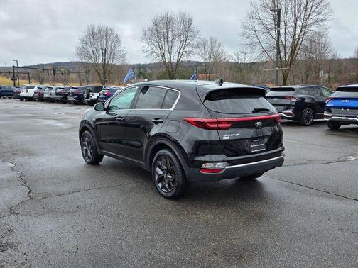 2022 Kia Sportage LX
