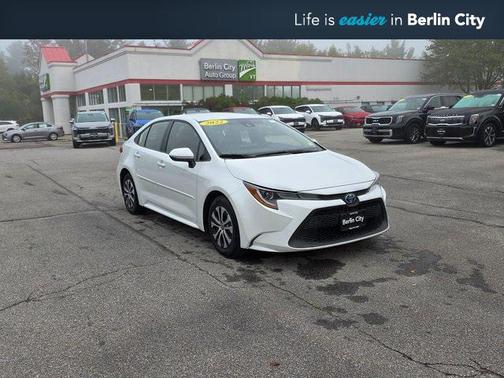 2022 Toyota Corolla Hybrid LE