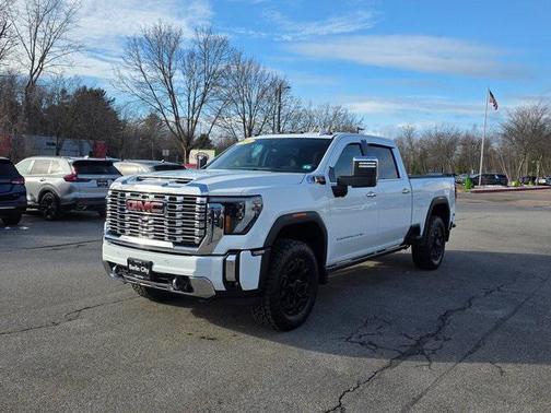2024 GMC Sierra 2500 Denali