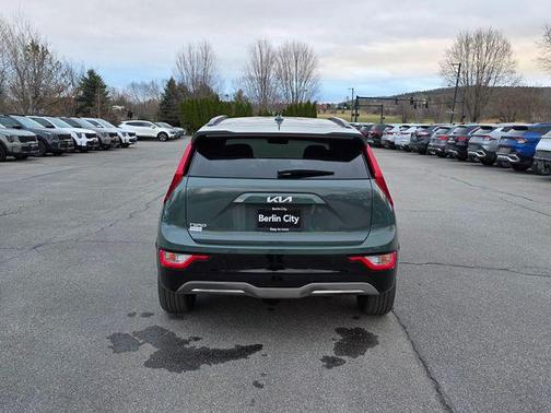 Cityscape Green 2026 Kia Niro EV Wind
