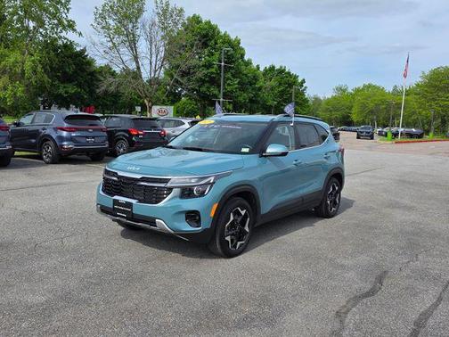 Pluton Blue 2025 Kia Seltos EX