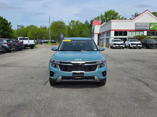 Pluton Blue 2025 Kia Seltos EX