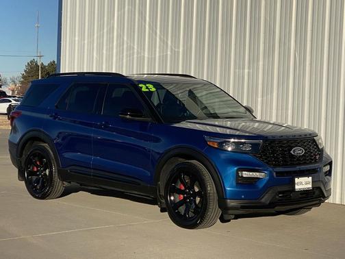 2023 Ford Explorer ST