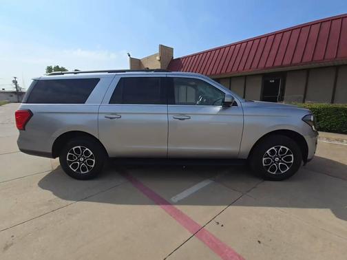 2024 Ford Expedition Max XLT