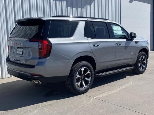 Sterling Metallic 2026 GMC Yukon 4WD AT4