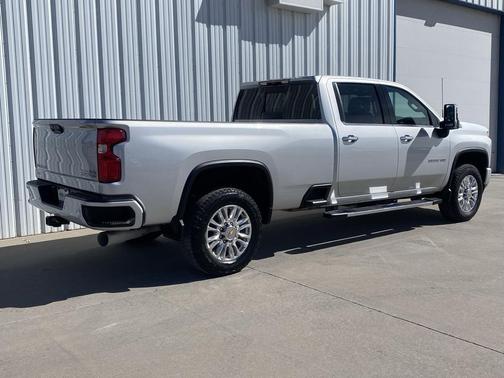 Silver Ice Metallic 2022 Chevrolet Silverado 3500 High Country