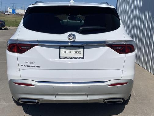 2023 Buick Enclave Essence FWD