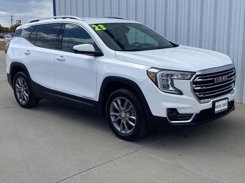 2023 GMC Terrain SLT